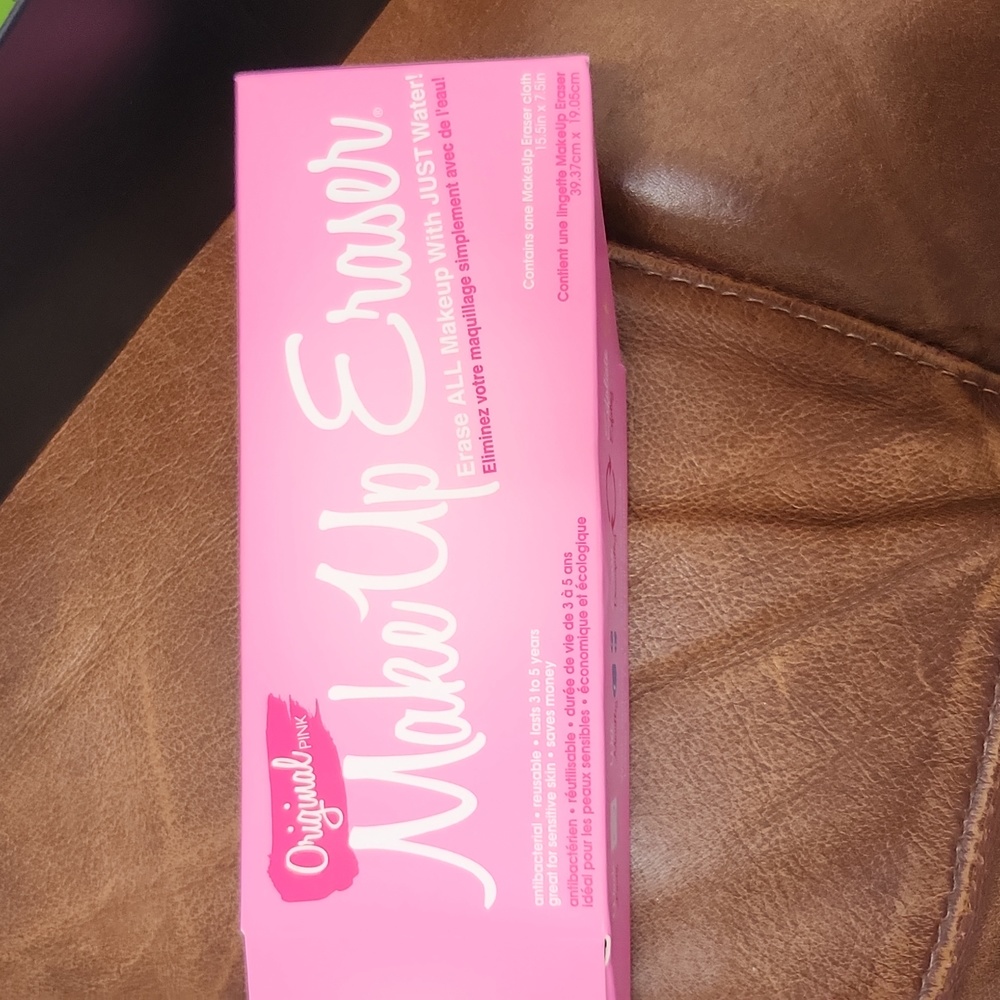 NWT - 2/$15 - Make Up Eraser
